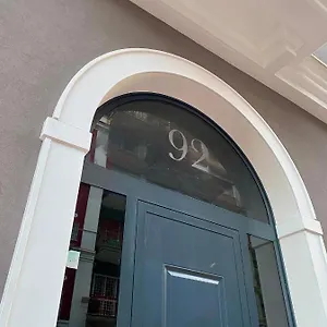Garruba 92 , Bari Włochy